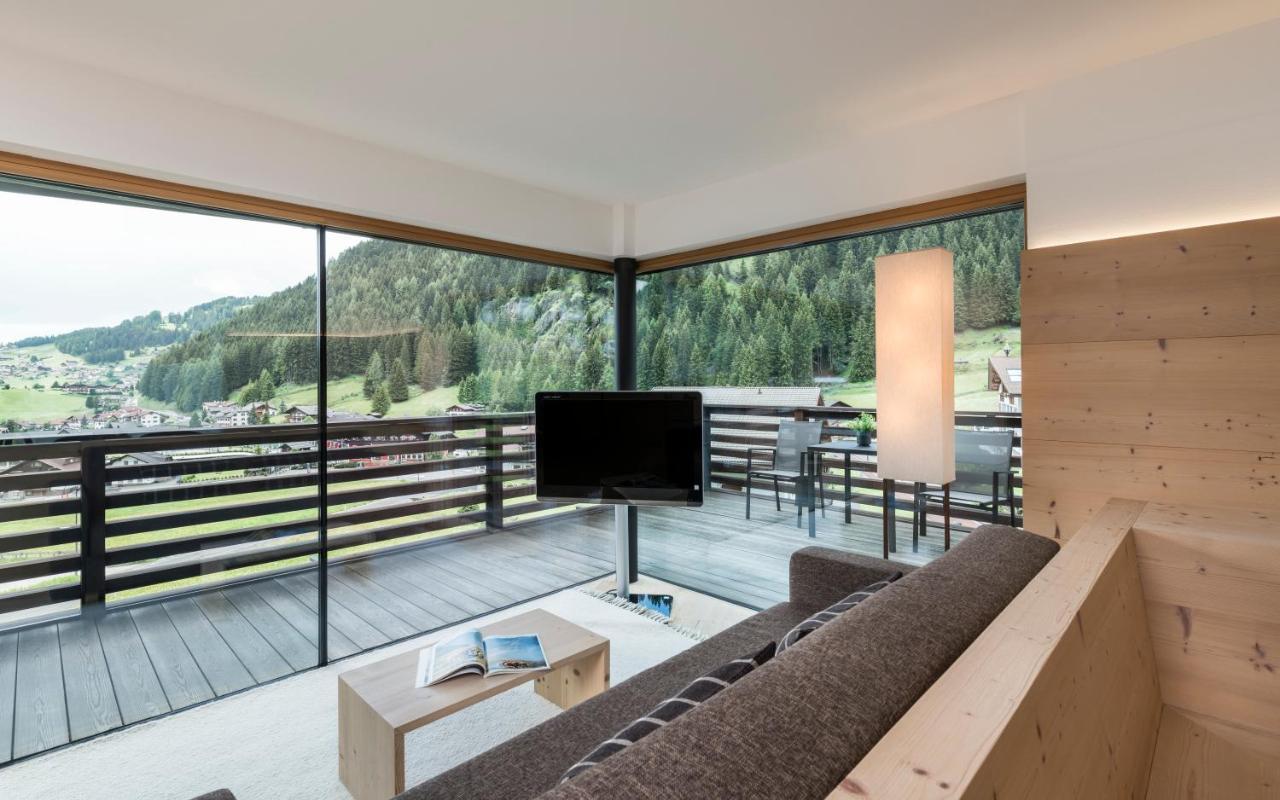 Saleghes Dolomites Residence Σέλβα ντι Βαλ Γκαρντένα Εξωτερικό φωτογραφία